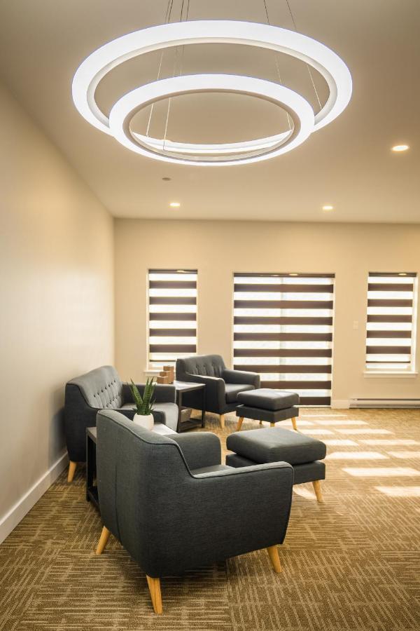 Quality Inn Sunshine Suites เทอร์เรส ภายนอก รูปภาพ