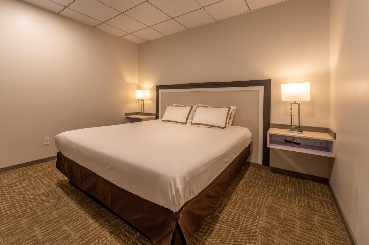 Quality Inn Sunshine Suites เทอร์เรส ภายนอก รูปภาพ