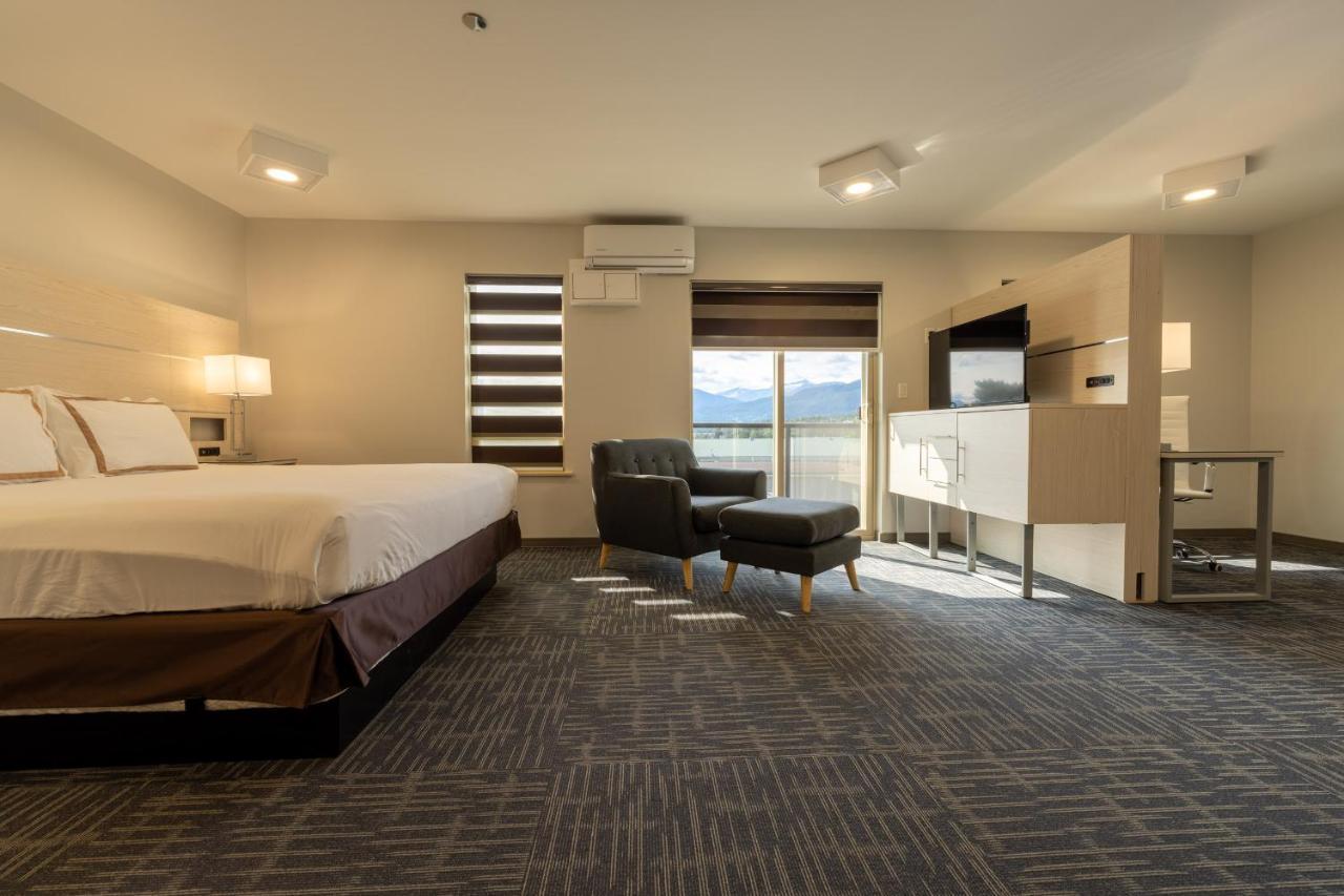 Quality Inn Sunshine Suites เทอร์เรส ภายนอก รูปภาพ