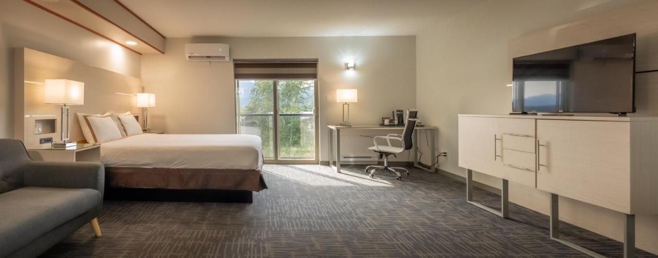 Quality Inn Sunshine Suites เทอร์เรส ภายนอก รูปภาพ
