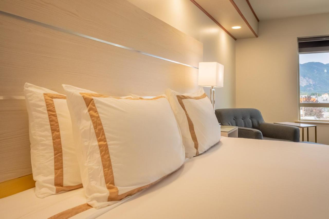 Quality Inn Sunshine Suites เทอร์เรส ภายนอก รูปภาพ