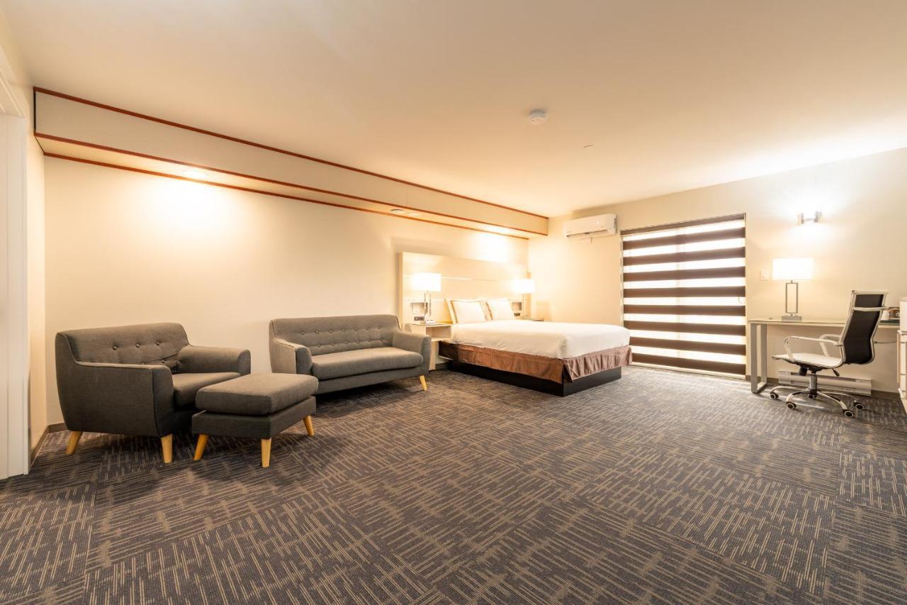 Quality Inn Sunshine Suites เทอร์เรส ภายนอก รูปภาพ
