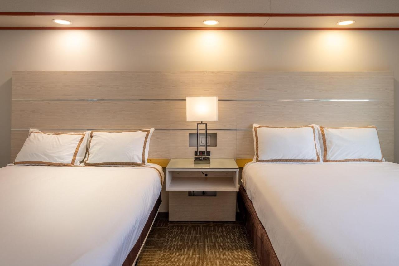 Quality Inn Sunshine Suites เทอร์เรส ภายนอก รูปภาพ