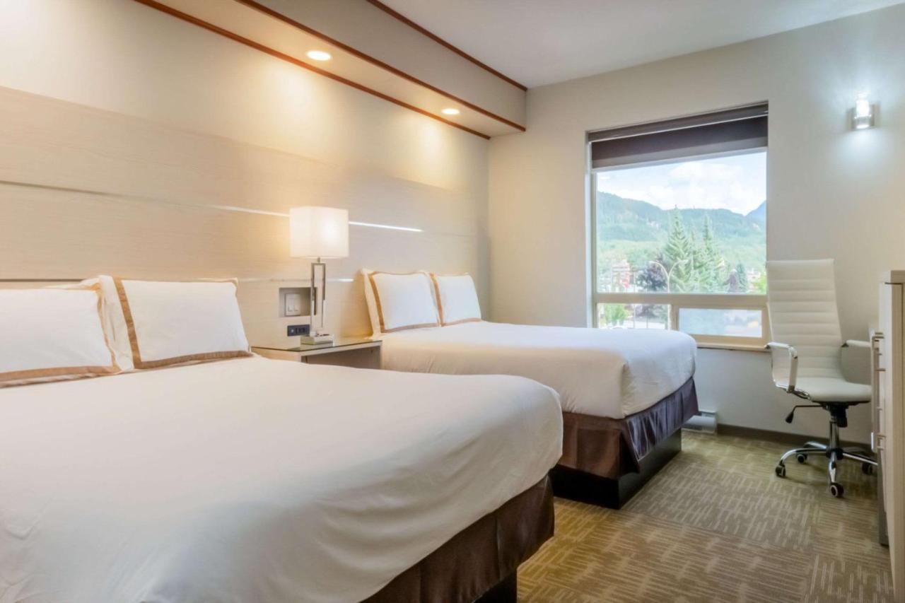 Quality Inn Sunshine Suites เทอร์เรส ภายนอก รูปภาพ